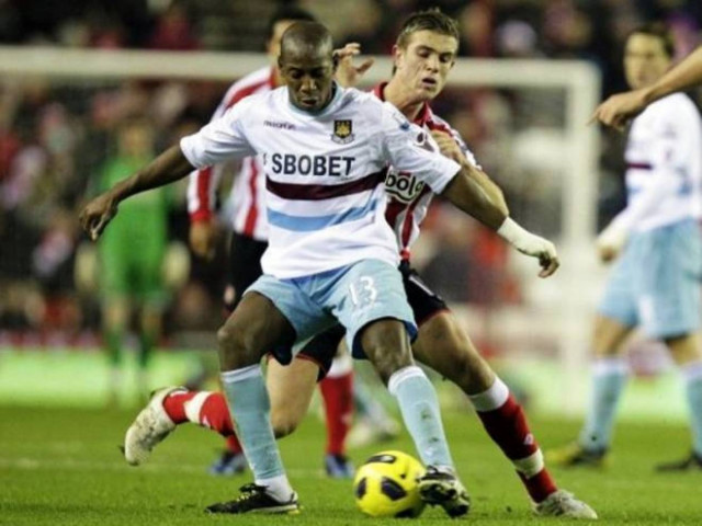 Υπέγραψε ο Μποα-Μόρτε