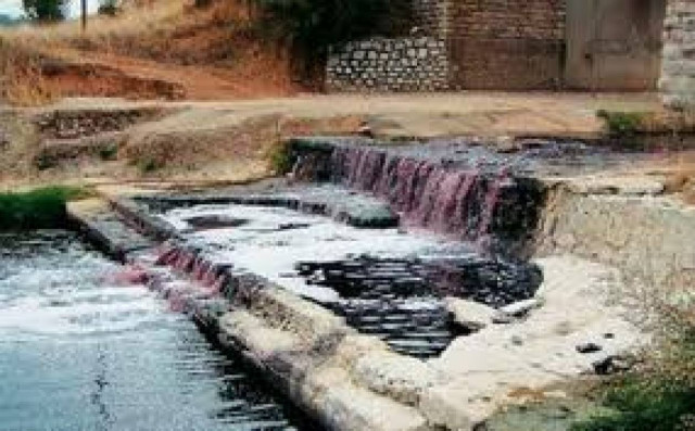 Μόλυνε το περιβάλλον χωρίς...άδεια