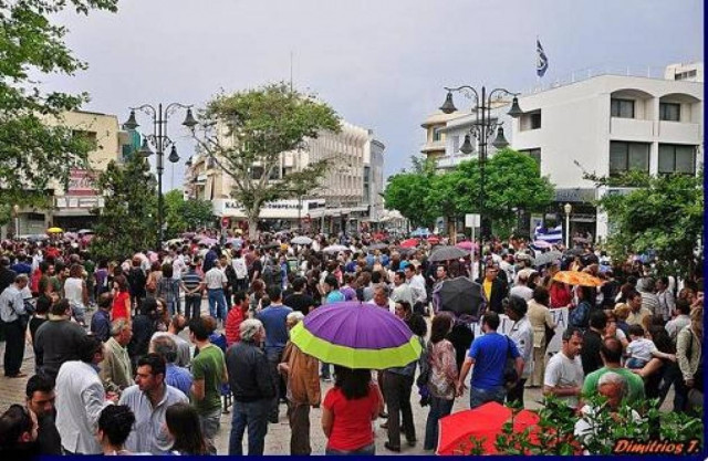 Οι Κύπριοι Αγανακτισμένοι, έπεσαν πάνω στην Αστυνομία…