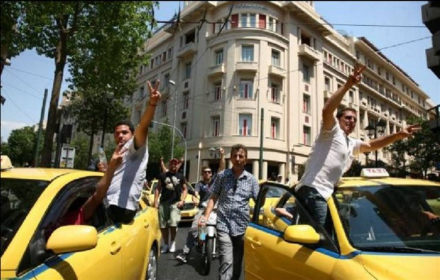 Ανένδοτος ο Ραγκούσης για τις αλλαγές στα ταξί