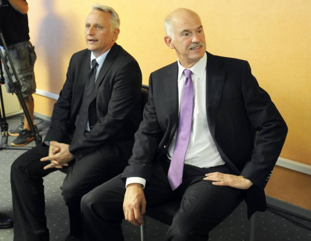 Γιώργος και Ραγκούσης εκπαραθύρωσαν τον Τσιόκα