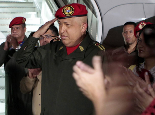 Εθνικοποιεί και τον χρυσό ο Τσάβες