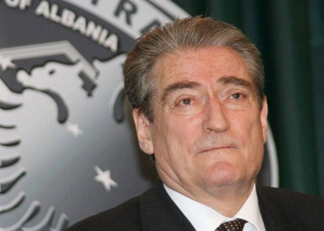 Ανακοίνωσαν το θάνατο του πρωθυπουργού