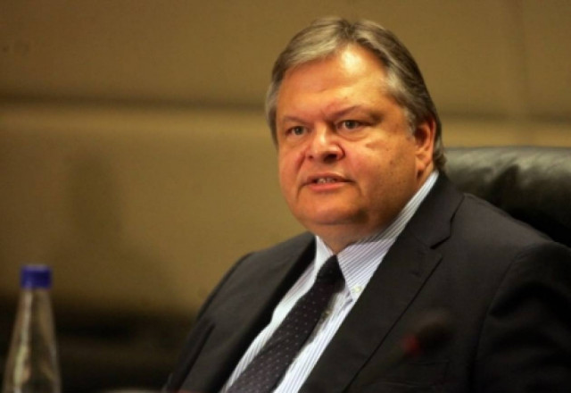 Βοήθεια από τις Βρυξέλλες ζητεί ο Βενιζέλος