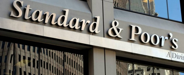 S&P: Χρεοκοπία της Ελλάδας έως το τέλος του 2011