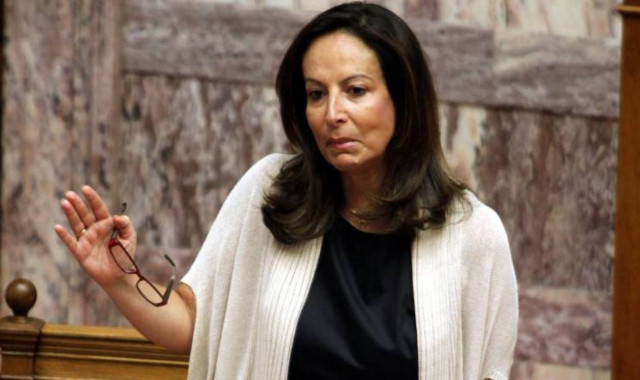 Στην αντεπίθεση η Διαμαντοπούλου