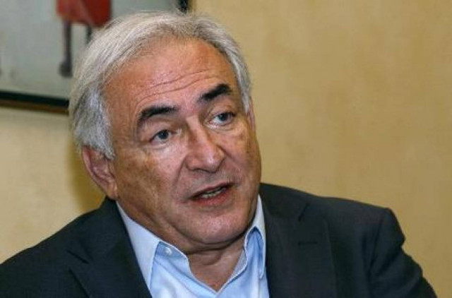 Παίρνει και το διαβατήριο του πίσω ο Στρος Καν