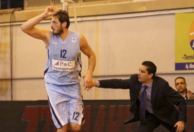 Συνεχίζει στον Κολοσσό ο Χαρίσης