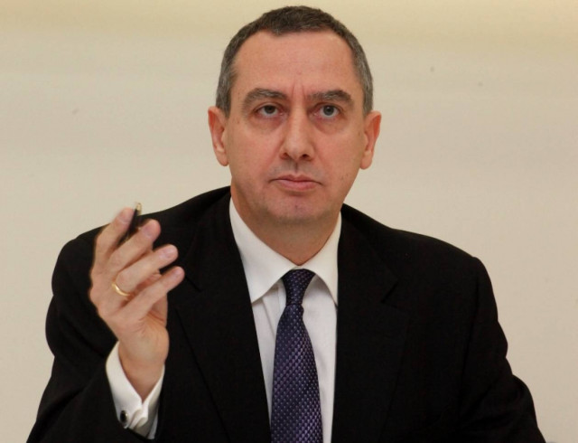 Γ.Μιχελάκης: Τρικυμία εν κρανίω..!