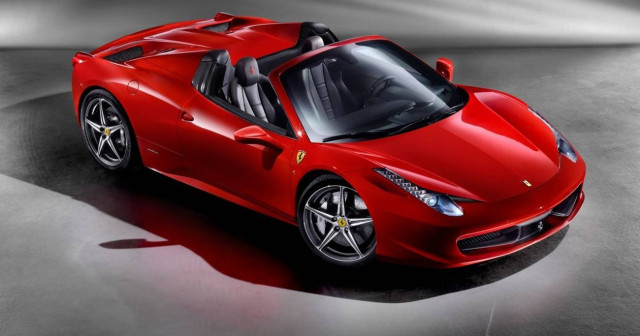 Αυτή είναι η Ferrari 458 Spider