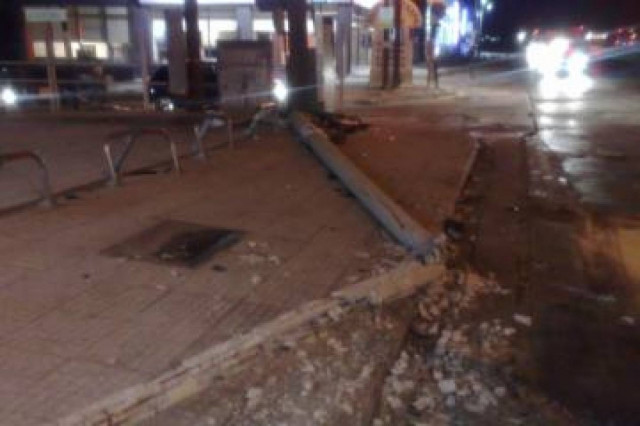 Κολώνα φωτισμού καταπλάκωσε 9χρονη, στη Λάρισα