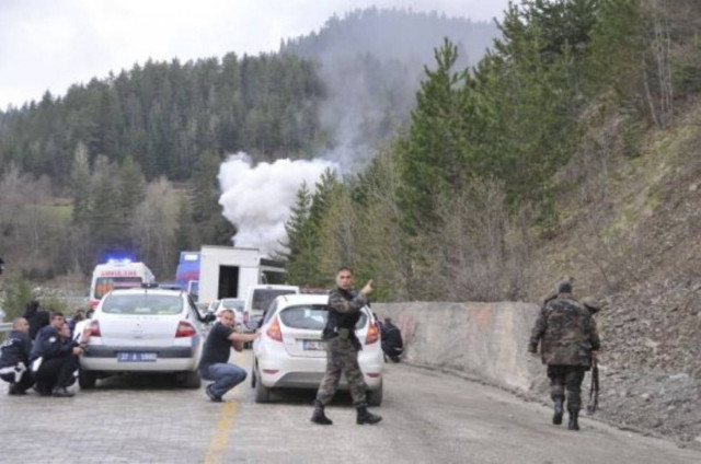 Επίθεση εναντίον στρατιωτικής αυτοκινητοπομπής στην Τουρκία