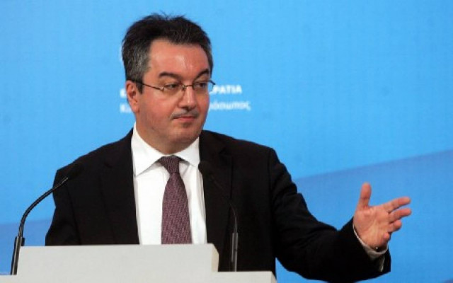 Ηλ. Μόσιαλος: Όχι στην επανασύσταση του ΥΕΝ