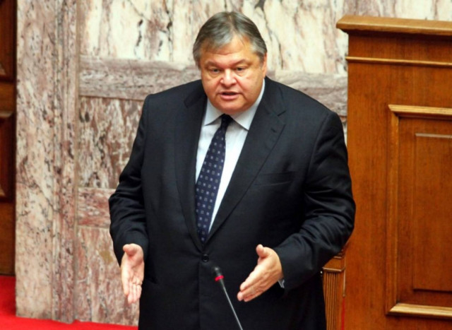 Βενιζέλος: Απώλεια η παραίτηση Παμπούκη