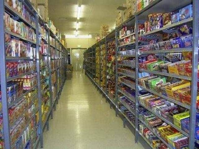 «Η κυβέρνηση χτυπά με φορολογικές βαριοπούλες»