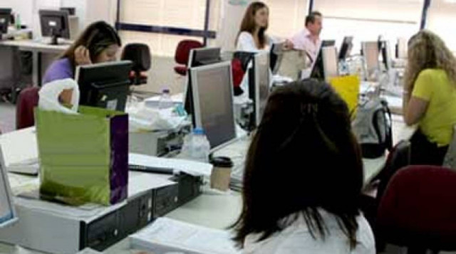 Έρευνα για την εφαρμογή του νέου ωραρίου