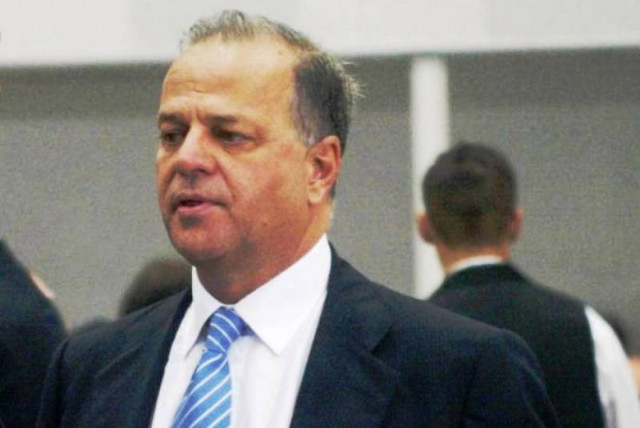 Σκέψεις εμπλοκής από Μυτιληναίο