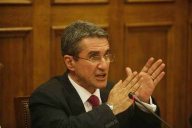 "Οφείλουμε να είμαστε αμείλικτοι με τη βία"