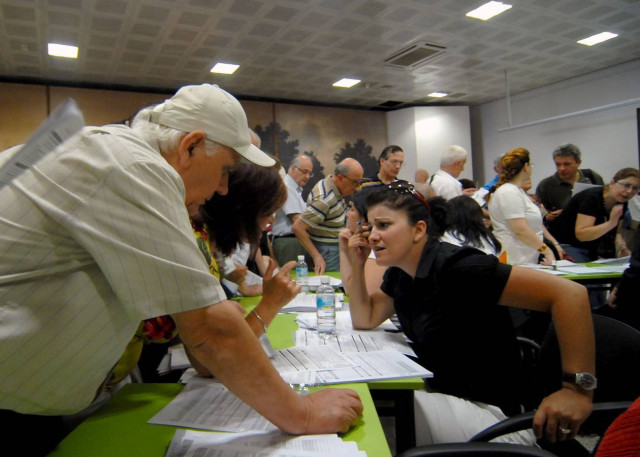 «Μυρίζει» εκλογές, 55.000 προσλήψεις από το παράθυρο