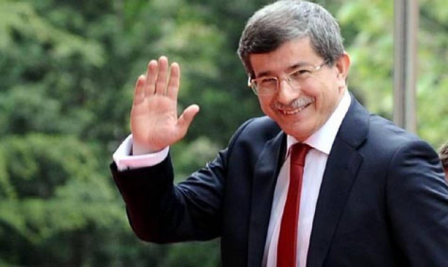 Νταβούτογλου: Δώστε πίσω τα ακίνητα των οθωμανικών ιδρυμάτων