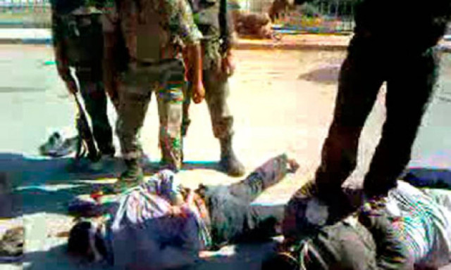 Βίντεο σοκ: Άμαχοι τρέχουν να σωθούν από τα πυρά του συριακού στρατού