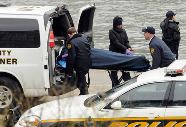 "Ζούμε μαζί, αλλά πεθαίνουμε μόνοι"