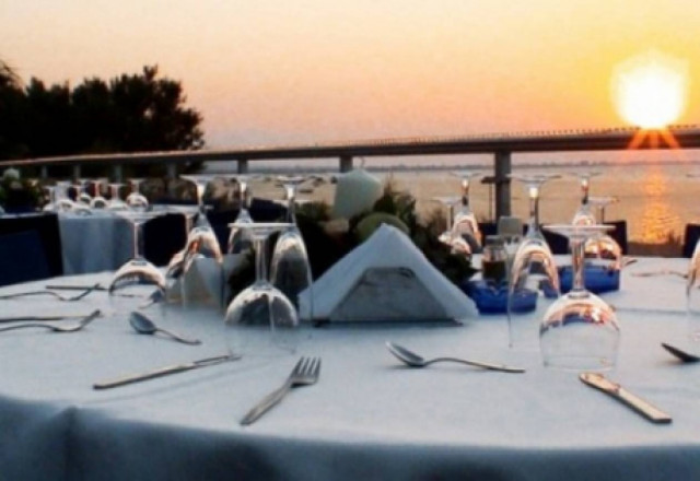 Το ΥΠΟΙΚ απαντά στους εστιάτορες