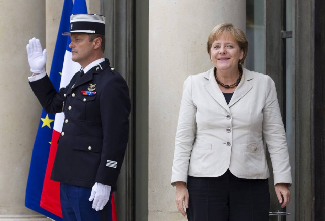 Διμερείς συναντήσεις του Γ. Παπανδρέου στο Παρίσι