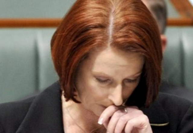 Δεν παραιτείται η Γκίλαρντ