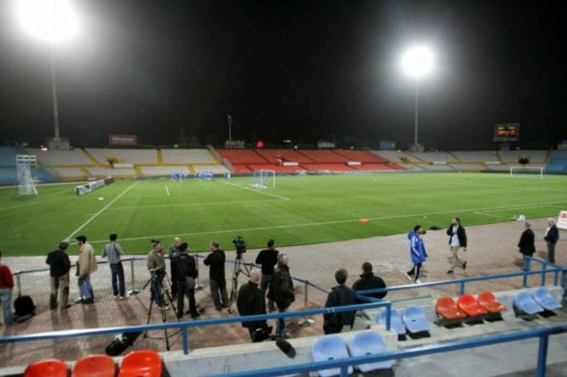 Κλειστό το γήπεδο λόγω αργίας...