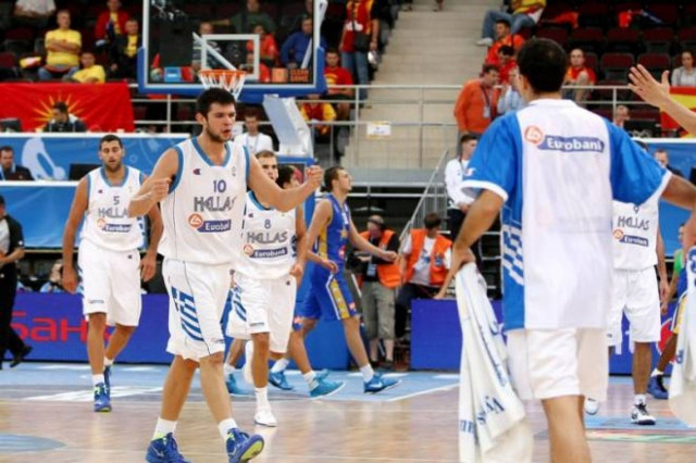 Τραγική εμφάνιση και ήττα από τα Σκόπια