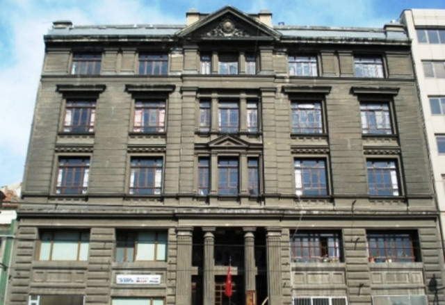 Η Ελλάδα διεκδικεί την επιστροφή 988 ακινήτων στην Τουρκία