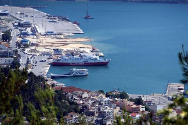 Πρόβλημα αξιοπλοΐας σε τέσσερα πλοία