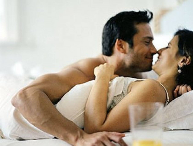 Τέρμα τα φιλιά