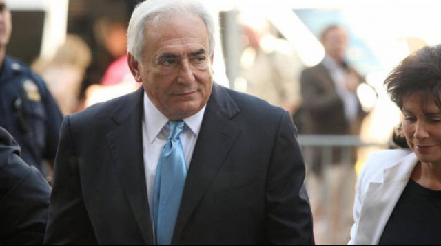 Επιστροφή χωρίς δηλώσεις για τον Στρος Καν