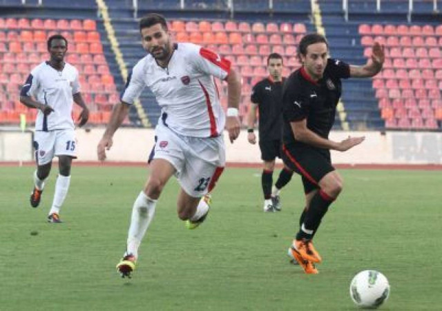 «Πόλεμος» ανακοινώσεων μεταξύ Πανιωνίου και Παναχαϊκής