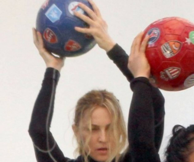 Γυμνάσου με τη Madonna