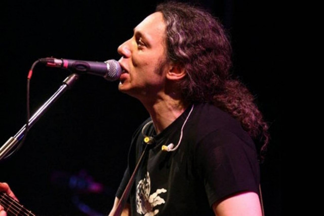 Ο Αλκίνοος «πατάει» Γκάζι