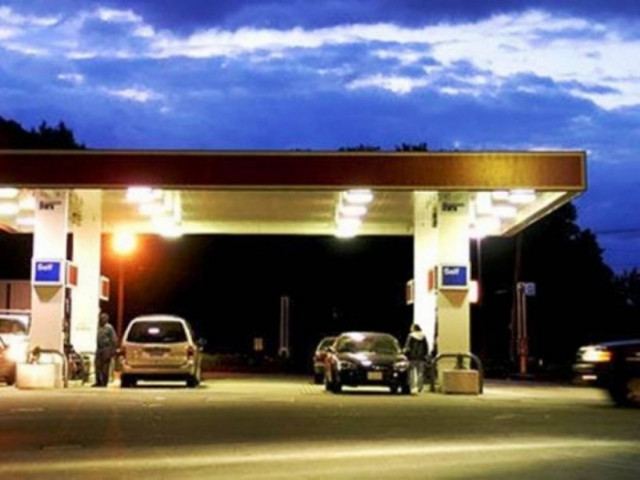 Λήστεψαν βενζινάδικο 2 φορές σε μια νύχτα