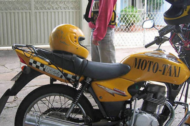 Στους δρόμους τα Μοτοταξί  - Τι προβλέπει ο νόμος