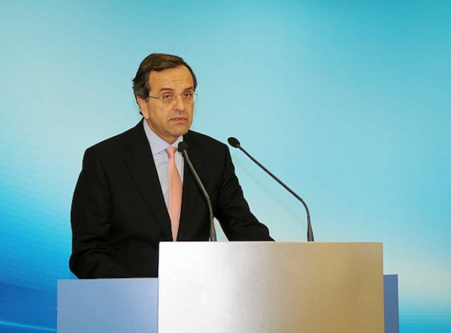 Με «πρωθυπουργικό κοστούμι» ο Σαμαράς στη ΔΕΘ