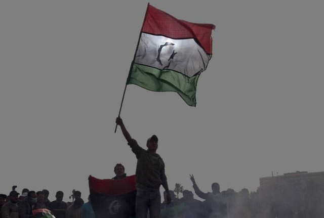 Συνεργάτης του Καντάφι εγκλωβισμένος στην Τυνησία