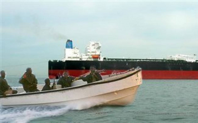 Απόπειρα πειρατείας σε δεξαμενόπλοιο υπό ελληνική σημαία