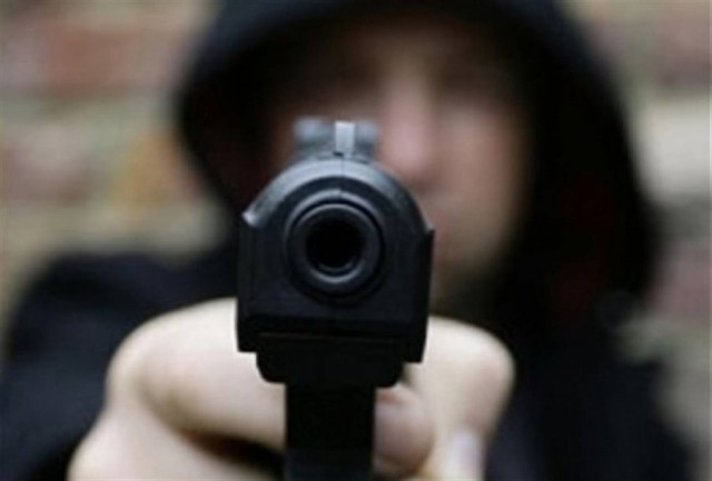 Πυροβόλησαν στο κεφάλι αυτοκινητιστή στα Μέγαρα