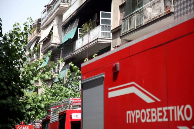 Φωτιά σε διαμέρισμα στου Ζωγράφου