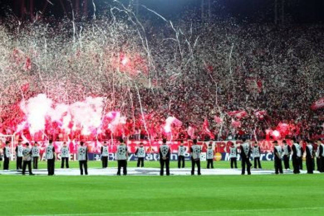 Με σύμμαχο το Καραϊσκάκη!