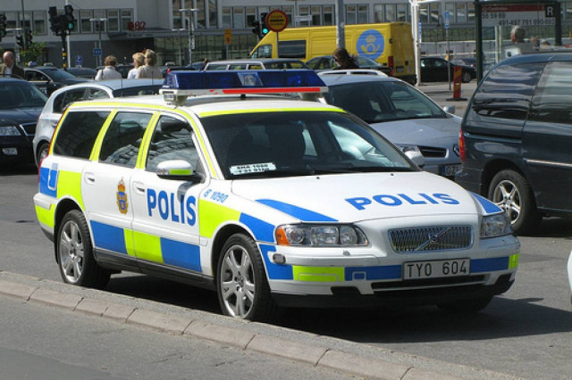 Πρόστιμο σε Ιταλό στη Σουηδία γιατί τράβηξε τα μαλλιά του γιού του