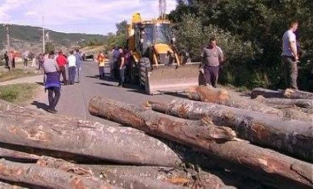 Νέα οδοφράγματα από Σέρβους στο Κόσοβο