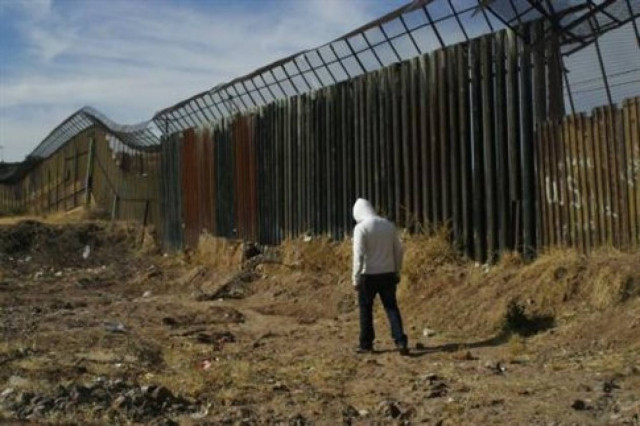 Εντοπίστηκε ποσότητα οπλισμού στα σύνορα ΗΠΑ- Μεξικό