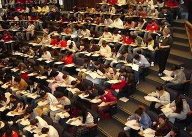 Κίνημα καθηγητών και φοιτητών για ανοιχτά πανεπιστήμια